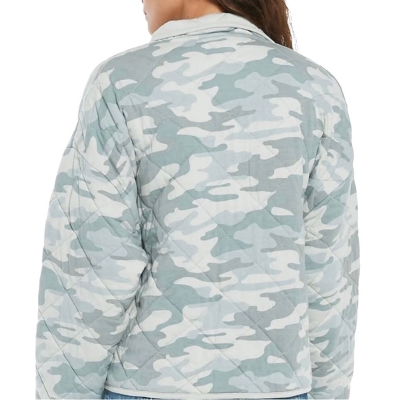 Z Supply Maya Dusty Sage Camo Snap Front Quilted Jacket Sz. M - Picture 3 of 12